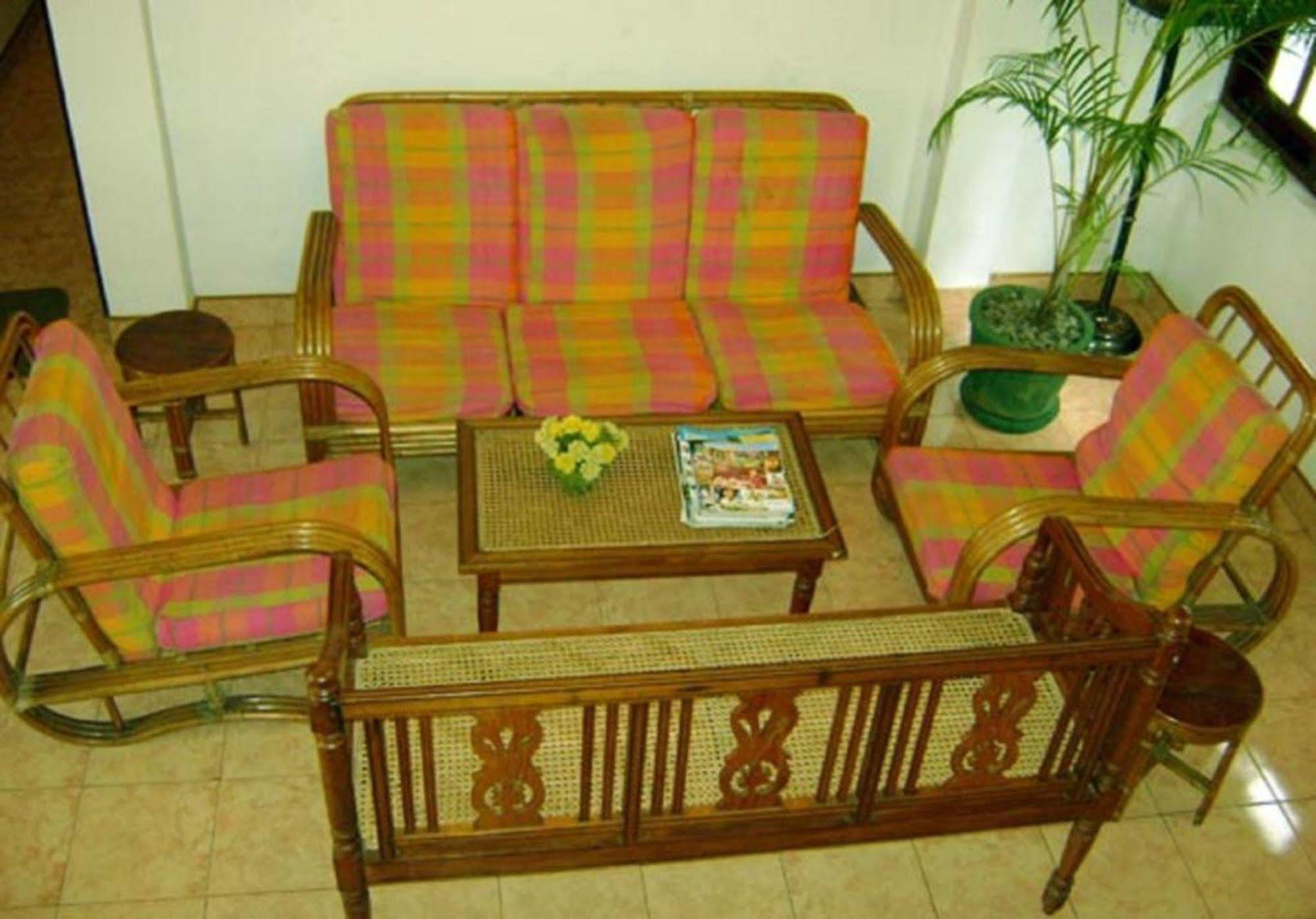 Palm Garden Home Stay Deiyannewela Buitenkant foto