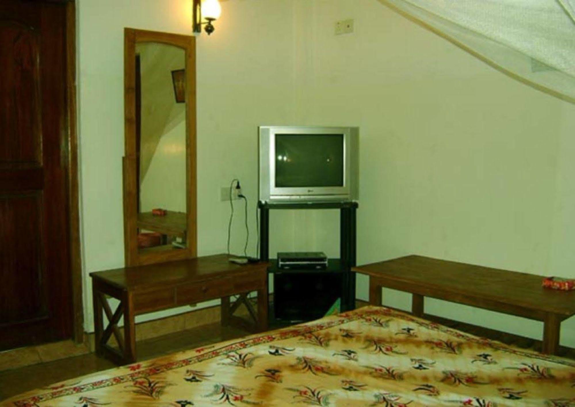 Palm Garden Home Stay Deiyannewela Buitenkant foto