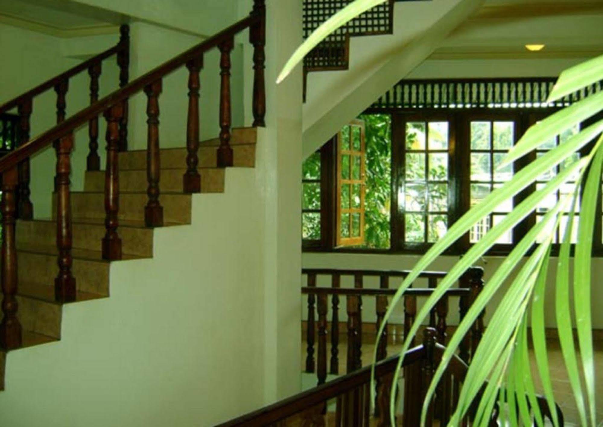 Palm Garden Home Stay Deiyannewela Buitenkant foto